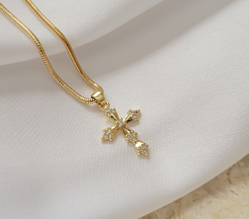 Χρυσός Σταυρός Γυναικείος με Διακριτικές Λαμπερές Λεπτομέρειες